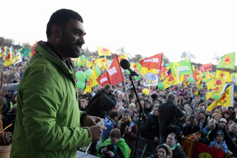 Kumi Naidoo, executive director of Greenpeace International, interviewed by Africa Renewal