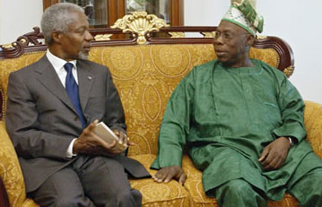 UN Secretary-General Kofi Annan and Nigerian President Olusegun Obasanjo