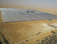 Secretary-General tours Shams Solar Power Plant.