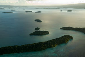 Vista area de la Laguna de Marovo, Islas Salomn.