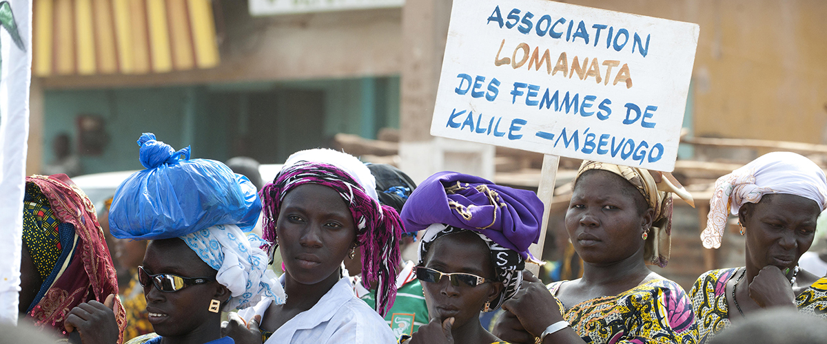 Ceremonia de InauguraciÃ³n de la Cooperativa AgrÃ­cola de Mujeres en Nielle, CÃ´te d'Ivoire. Foto ONU/Abdul Fatai Adegboye.