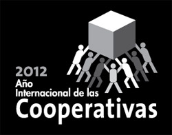 Logo en blanco y negro del Año Internacional de las Cooperativas