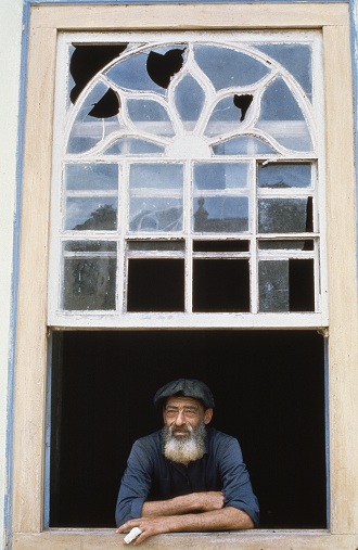 Un hombre de la tercera edad