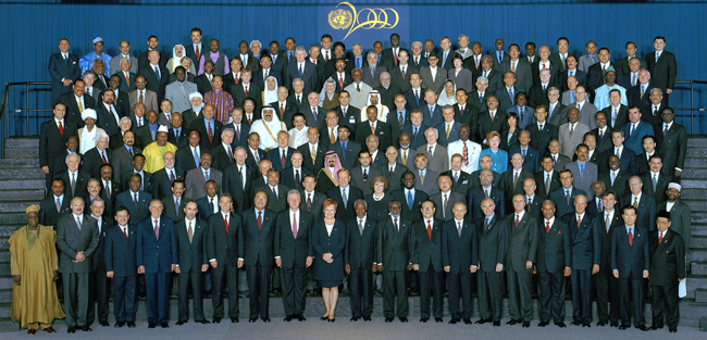 La Cumbre del Milenio de las Naciones Unidas reunió a 149 Jefes de Estado y de Gobierno y altos funcionarios de más de 40 países