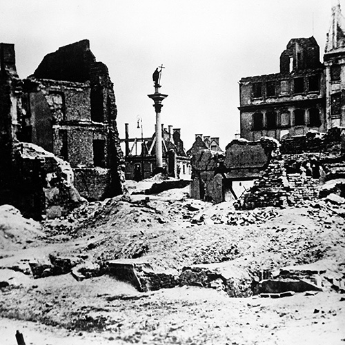 La ciudad de Varsovia, Polonia, reducida a escombros por un asedio de tres semanas por las fuerzas militares alemanas en la primera etapa de la Segunda Guerra Mundial. Foto ONU