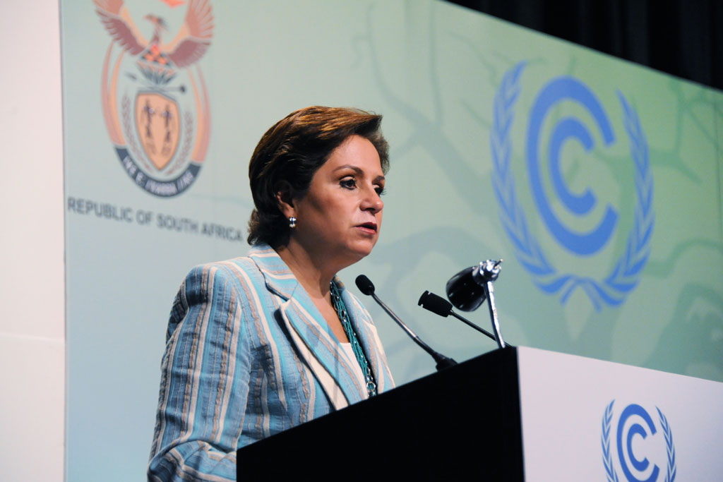 28 de noviembre de 2011 - Espinosa está especializada en cambio climático. Entre otras reuniones, asistió  a la COP 17, celebrada en la ciudad sudafricana de Durban en noviembre de 2011.