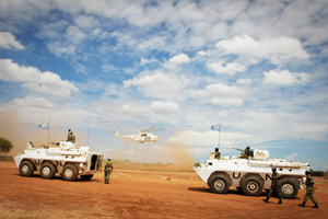 Un helicóptero de la ONU en Abyei
