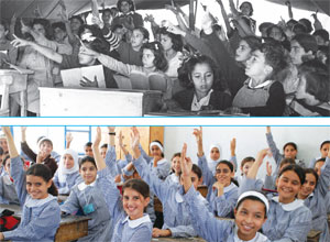 Deux photos d'enfants dans une salle de classe, une ancienne et une plus récente