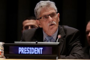 Mogens Lykketoft at the briefing on the outcome of COP21 and the HLTD on achieving the SDGs in April 2016