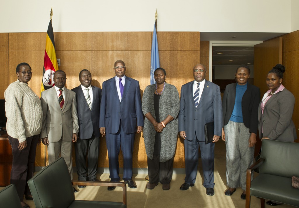 President Kutesa meets with members of a parliamentarian delegation from the Republic of Uganda, headed by Isiko Asupasa (third from left), Member of the Parliamentary Committee on Foreign Affairs. The delegation included: Peter Ogwang (second from left), Youth MP; Lucy Ajok (centre right), member of the Parliamentary Committee on Trade, Tourism, Investment and Industry; Florence Baleke Businge (second from right), Principal Auditor, Office of the Uganda Auditor General; and Deborah Akube Okoropot, Secretary for the delegation. Also pictured, Richard Nduhuura (third from right), Permanent Representative of the Republic of Uganda to the UN. UN Photo/Eskinder Debebe