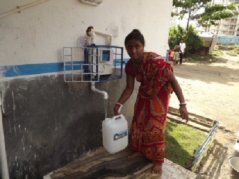 Energía renovable en el saneamiento del agua y la higiene en los barrios marginales urbanos (Proyectos Wash-Us & News-Up), India