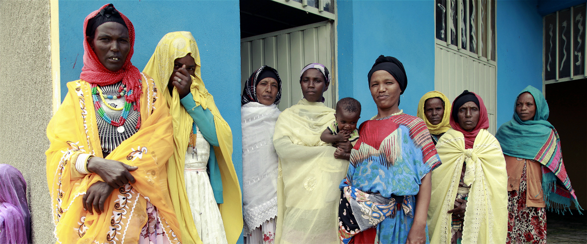 受益于生殖安全网络项目资助的日托服务的埃塞俄比亚妇女。