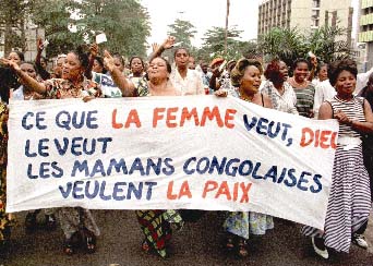 Women march for peace in Kinshasa, Democratic Republic of Congo: "What women want, God wants. Congolese mothers want peace."  Photo: ©UNIFEM