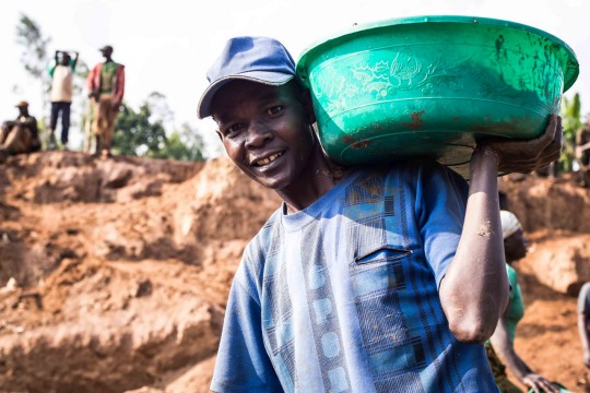 A worker at a mine in the Democratic Republic of Congo. With meaningful engagement, mining companies could become partners in achieving the SDGs. UNDP Photo
