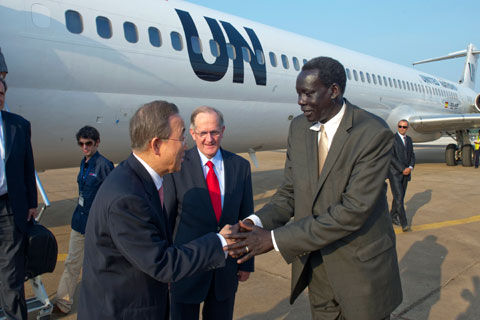 Ban Ki-moon is met by Southern Sudan Government Minister Deng Alor Kuol