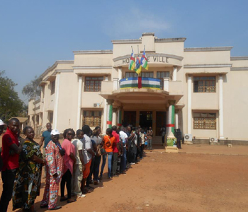 Tenue des élections en République centrafricaine, février 2016 (Photo: ONU-MINUSCA)