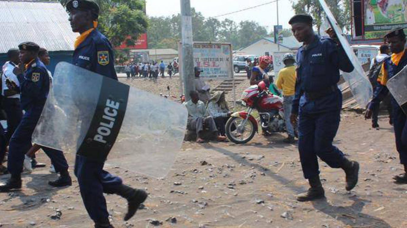 Des policiers lors de manifestations à Kinshasa en République démocratique du Congo en janvier 2015. Photo : MONUSCO