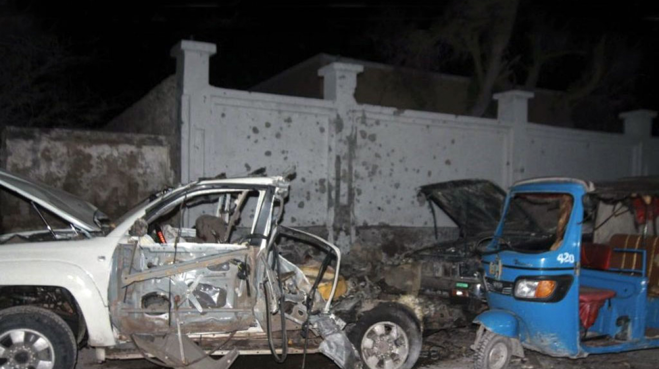 Violent extremists have carried out bombings in the Somali capital of Mogadishu on various occasions. Shown here is the aftermath of a car bomb attack on the city's Banadir Beach hotel on 25 August 2016. Photo: UN Somalia (file)