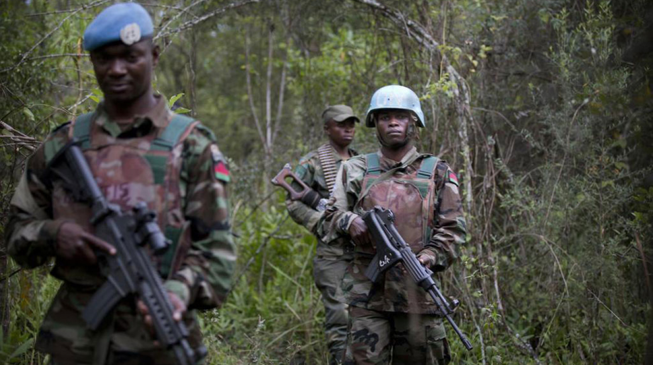 Elements of the Malawi contingent of the Intervention Brigade on a joint patrol with Government forces in the Democratic Republic of the Congo (DRC). UN Photo/Sylvain Liechti