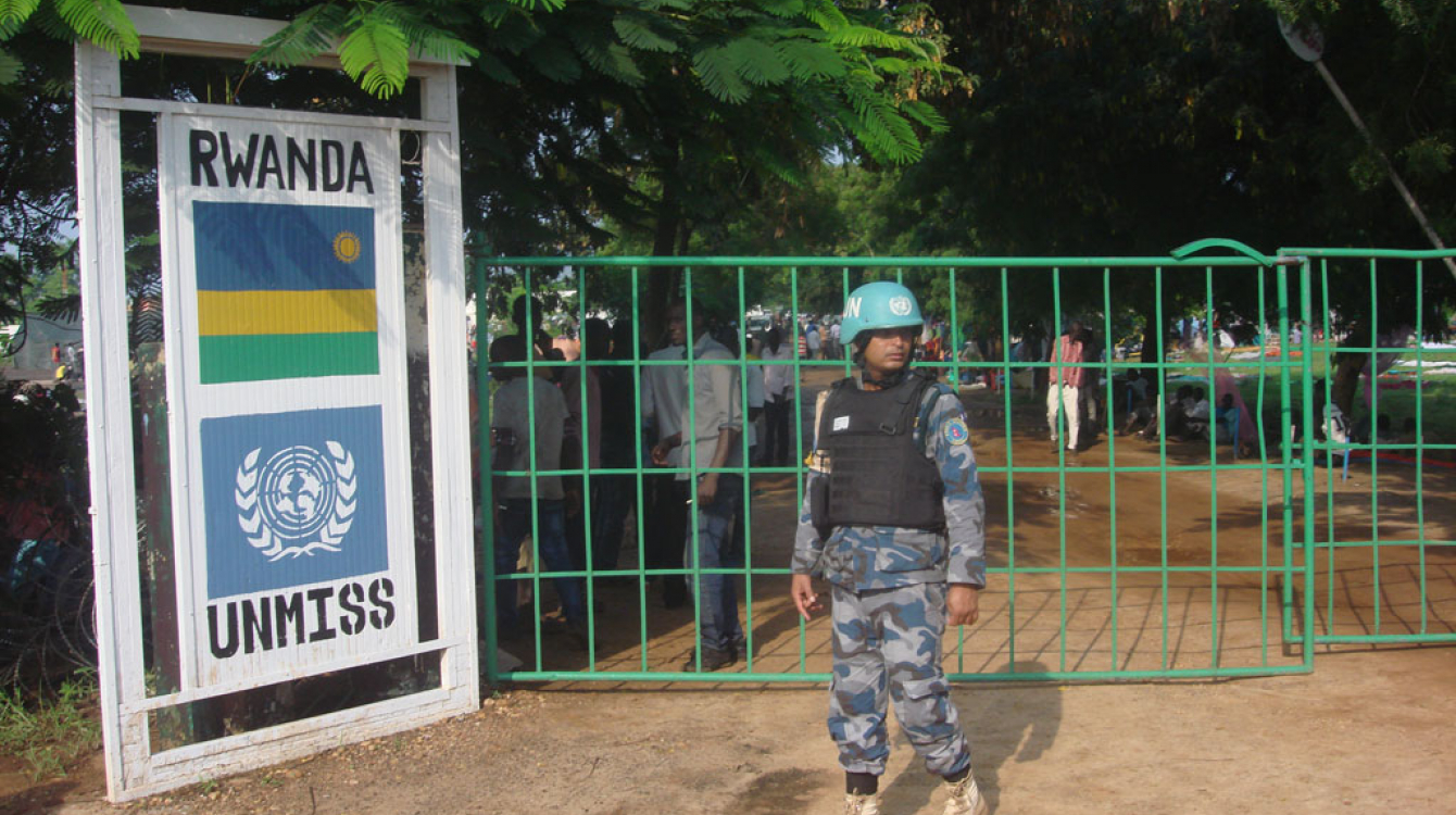 The Tomping base of the UN Mission in South Sudan (UNMISS), where displaced civilians have sought refuge in the wake of fresh clashes in Juba between soldiers of the Sudan People's Liberation Army (SPLA) and the SPLA in Opposition (SPLA-IO). UN Photo/Beat