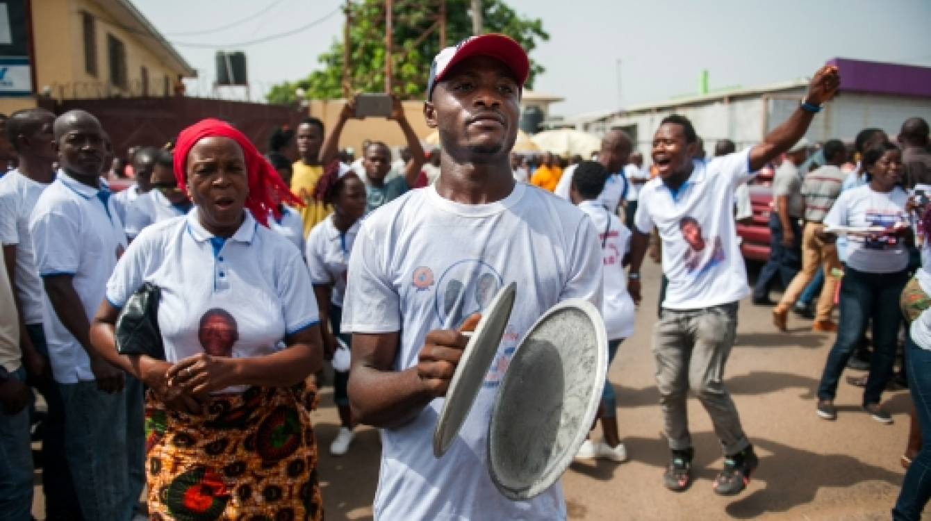 Liberian political party supporters celebrate an election victory. Photo: UN /Albert González Farran