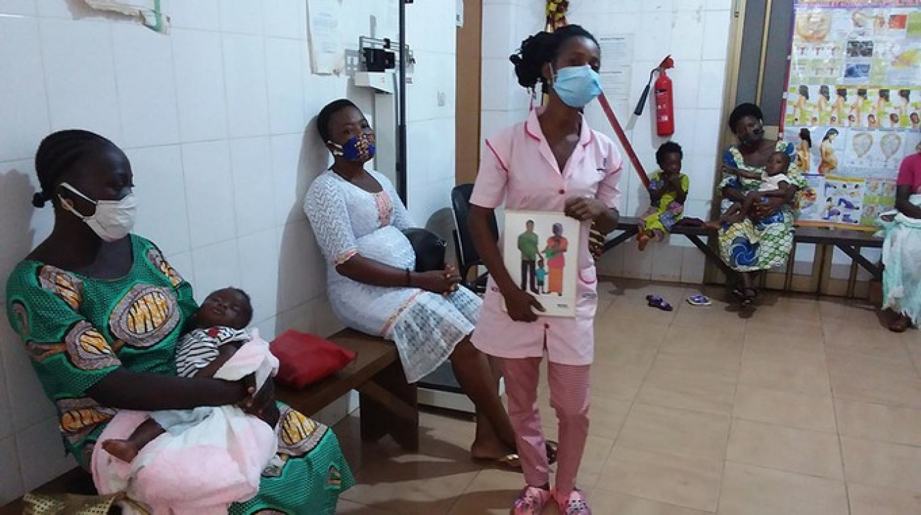 A midwife speaks about family planning at a family planning "open house" at a health centre in Assahoun, Togo.