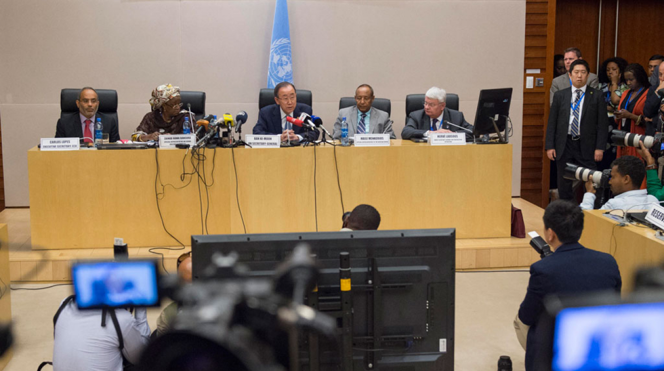 Secretary-General Ban Ki-moon holds press conference in Addis Ababa, Ethiopia, with Senior Advisors summing up activities as part of 26th African Union Summit. UN Photo/Eskinder Debebe