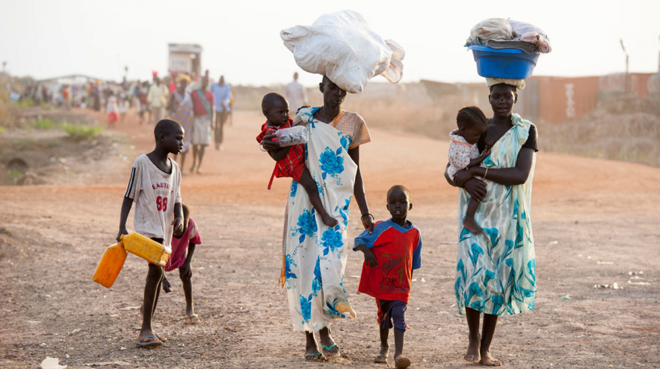 Des femmes et des enfants arrivant à Bentiu, dans l'Etat d'Unité, au Soudan du Sud (archive). Crédits Photo: UNICEF/Sebastian Rich