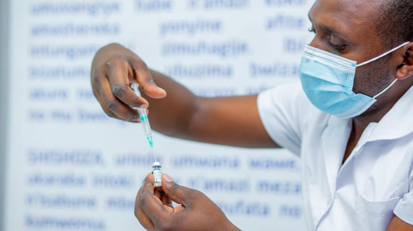 L’Afrique a besoin de sept fois plus d’expéditions de vaccins anti-COVID-19