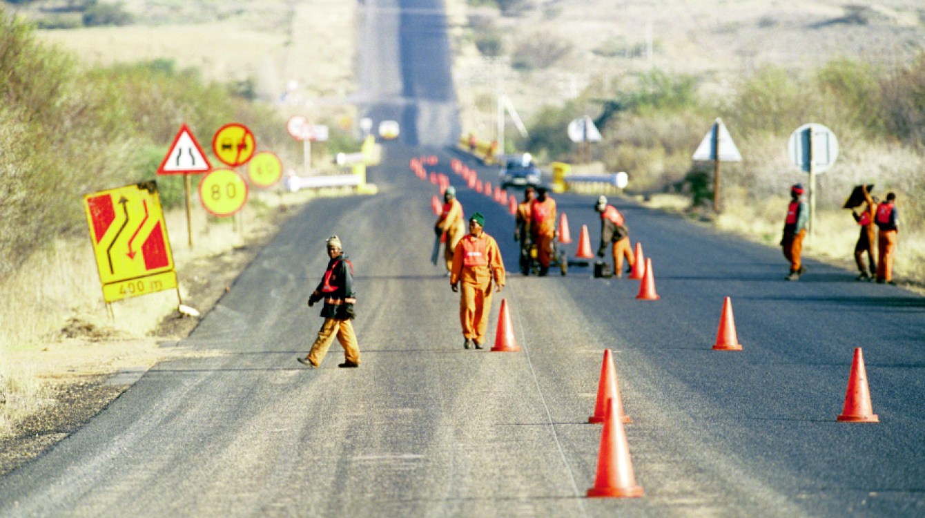 Roadworkers undertaking repairs on a World Bank funded road. Photo credit: World Bank/Trevor Samson