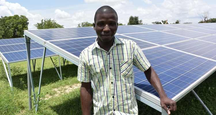 Solar PV mini-grids and solar home kits project in Burkina Faso. Photo: IRENA