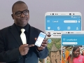 Mamadou Gouro Sidibé displays the Lenali app. 