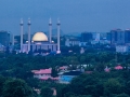 Vue panoramique d'Abuja, Nigeria, en début de soirée.