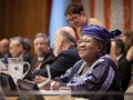Ngozi Okonjo-Iweala (à droite) lors de la réunion de haut niveau des Nations Unies sur la couverture
