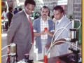 Indian technicians explain manufacturing process to African participants in an Ethiopian workshop.  Photo : ©UNDP / I. Rajeswary