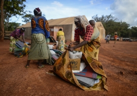 Plus de 250.000 Burundais ont fui leur pays depuis avril 2015 vers les pays voisins. Ci-dessus, le camp de réfugiés de Nduta est situé dans le nord-ouest de la Tanzanie. Photo HCR/Benjamin Loyseau