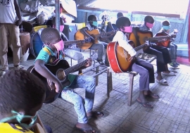 Amal Jazz Band, bendi ya muziki inayoeneza amani Malakal, Sudan Kusini.