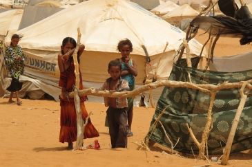 Drought has affected residents of the Mbera refugee camp, Mauritania, in the Sahel region of Africa. Photo: WFP/Justin Smith