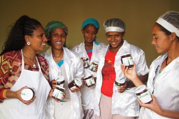 Members of the cooperative of women in Ethiopia whose cactus pear marmalade will soon reach Italian tables. Photo: FAO/Filippo Brasesco