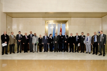 Participants in the Libyan Political Dialogue on arrival at the UN Office in Geneva on 14 January 2015 to start a new round of talks aimed at resolving Libya crisis. UN Photo/Jean-Marc Ferré