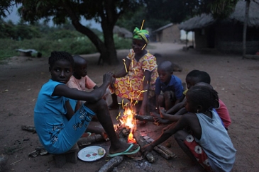 hildren in the Quinara region of Guinea-Bissau. UNICEF/Roger LeMoyne