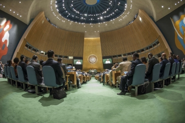 World leaders listen to an address by Pope Francis on 25 September before adopting the SDGs at the United Nations headquarters, New York. Photo: UN/Cia Pak