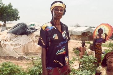 Women at the M’Poko camp for the displaced in Bangui, Central African Republic, home to around 20,000 IDPs. Photo: World Bank/Stephan Gladieu