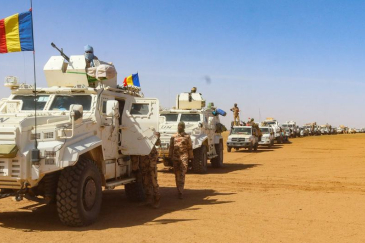 Des Casques Bleus tchadiens arrivent à Gao, mettant fin à la présence de l'ONU à Kidal.