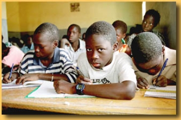 Ces dix dernières années, le Sénégal a augmenté le pourcentage d'enfants inscrits à l'école primaire. Photo : ©AfricaPhotos.com