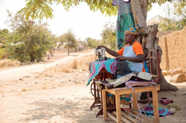 Marie-Noelle mwenye miaka 22, mjane mwenye watoto watatu na manusura wa ukatili wa kingono DRC, ni m