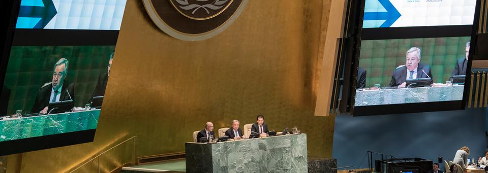 El Secretario General de la ONU, António Guterres, en el salón de la Asamblea General.