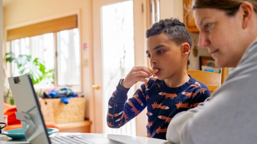 2021 International Day of Families: Families and New Technologies