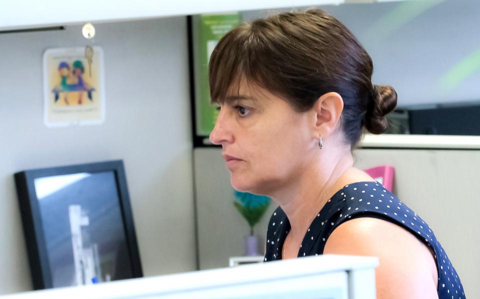 A translator of the Documentation Division at work. UNHQ/DGACM