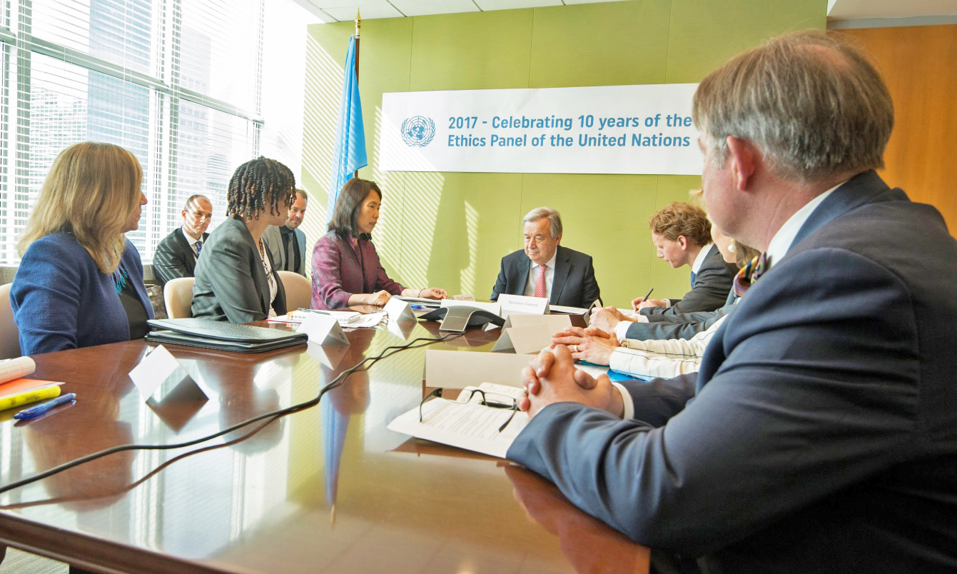 Генеральный секретарь Антониу Гутерриш встречается с Коллегией ООН по вопросам этики.
